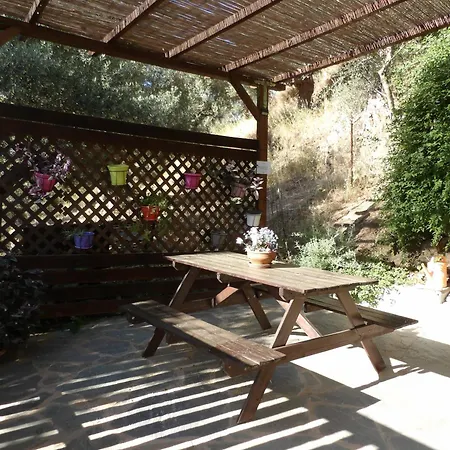 Sminos E4 Path, γυθειο Feriehus Monachi Sikia