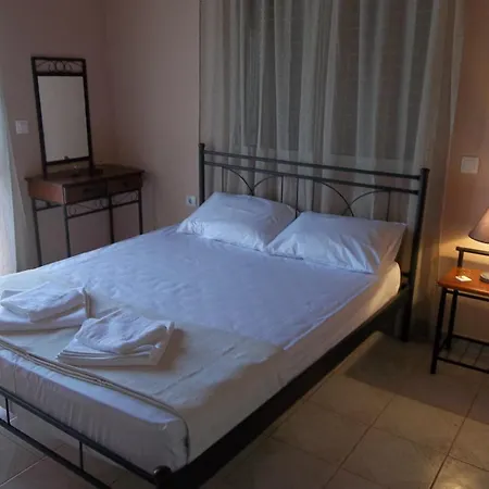 Sminos E4 Path, γυθειο 펜션 *