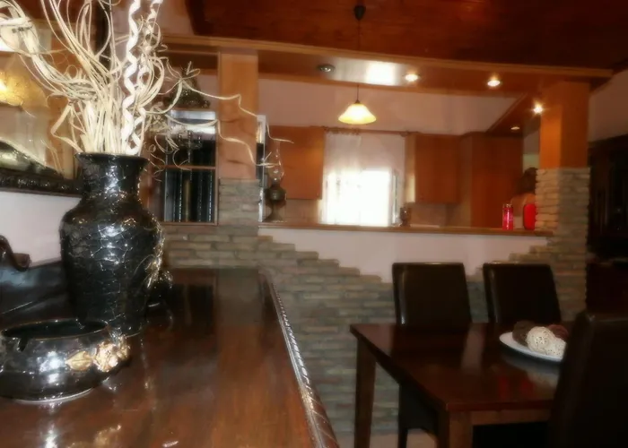 Sminos E4 Path, γυθειο * Monachi Sikia